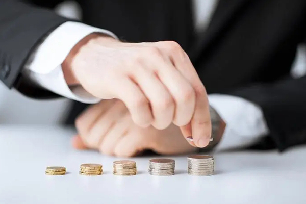贷款诈骗罪立案标准与金额解析